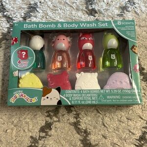 Original Squishmallows bath bomb and body wash set